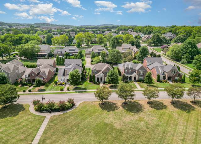 Property at 2509 Upper Hollow Rd, Thompsons Station, TN 37179, 4 beds, 3 baths