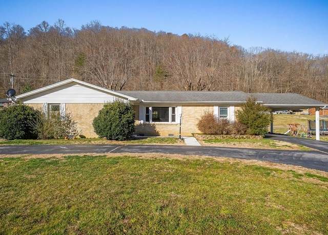Property at 478 S Grundy Quarles Hwy, Gainesboro, TN 38562, 3 beds, 2 baths