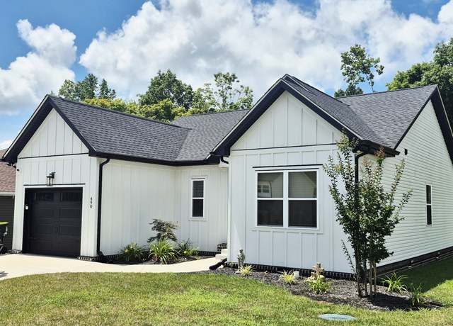 Property at 490 Ridge Top Ct, Clarksville, TN 37040, 3 beds, 2 baths