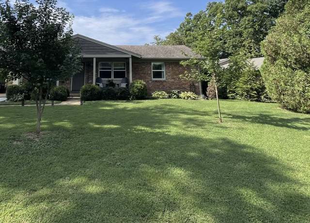 Property at 246 Hickorydale Dr, Nashville, TN 37210, 4 beds, 3 baths