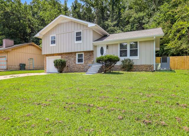 Property at 648 Mercer Dr, Hermitage, TN 37076, 3 beds, 1.5 baths