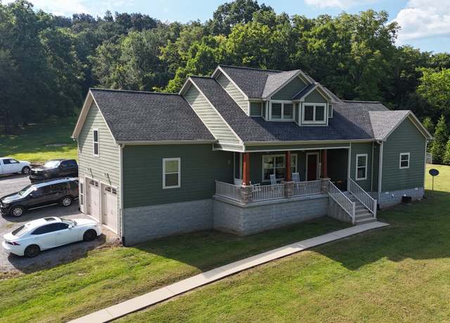 Property at 725 Lick Creek Rd, Hartsville, TN 37074, 3 beds, 2.5 baths