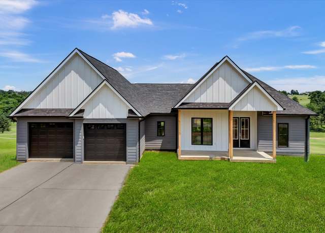 Property at 351 Fairway Dr, Dandridge, TN 37725, 3 beds, 2 baths