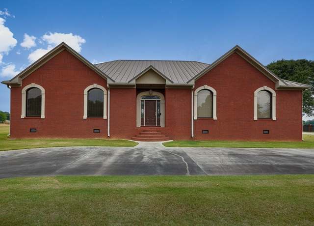 Property at 18707 Tillman Mill Rd, Athens, AL 35614, 3 beds, 2.5 baths