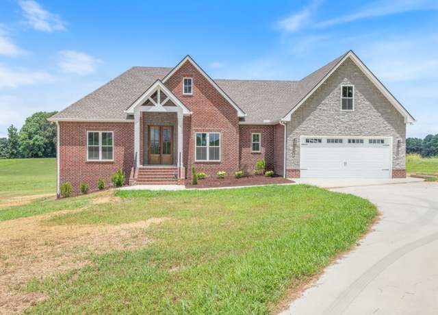 Property at 856 Tucker Rd, Dickson, TN 37055, 4 beds, 3 baths
