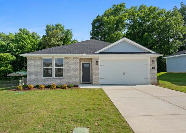 Property at 28 Aurora Cir, Fayetteville, TN 37334, 3 beds, 2 baths