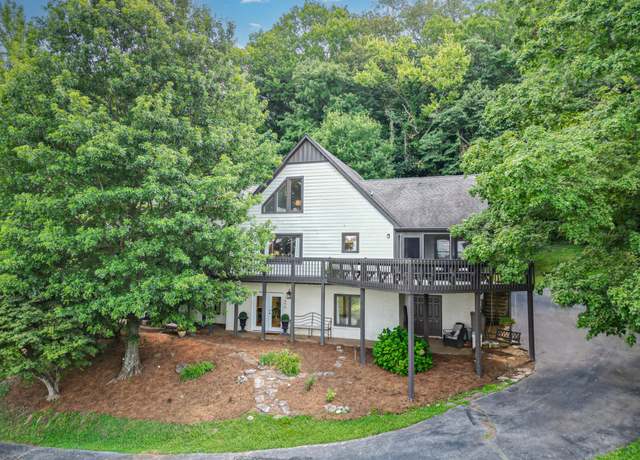 Property at 1696 Theta Pike, Columbia, TN 38401, 3 beds, 3 baths