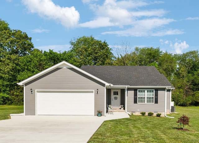 Property at 5233 Old Manchester Hwy, Tullahoma, TN 37388, 3 beds, 2 baths