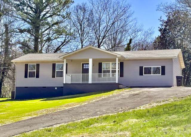 Property at 5232 Pinnacle Dr, Knoxville, TN 37914, 3 beds, 2 baths