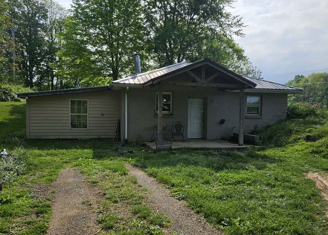 Property at 3924 Hwy 52 West, Lafayette, TN 37083, 3 beds, 1 bath