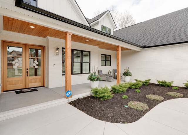 Property at 1036 Wilderness Way, Cottontown, TN 37048, 4 beds, 4 baths