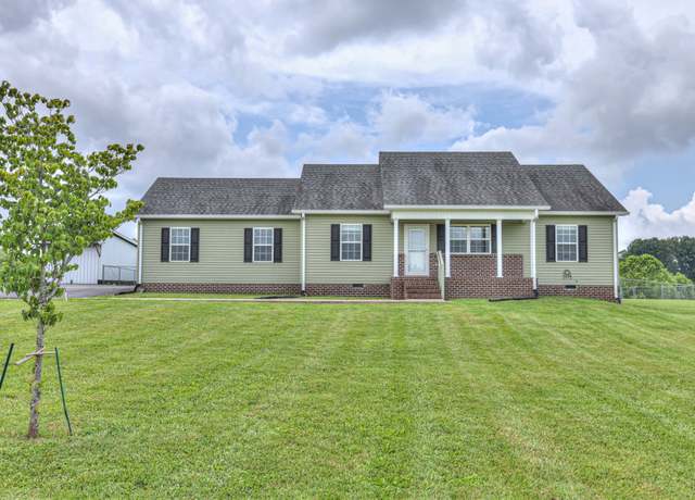Property at 472 Meadows Rd, Portland, TN 37148, 3 beds, 2 baths