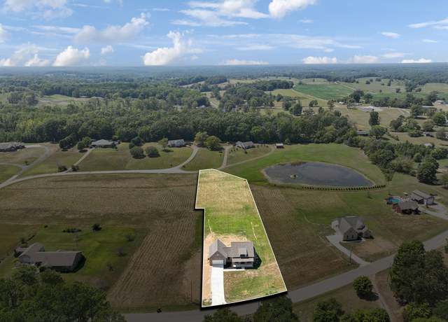 Property at 47 Long Branch Rd, Lawrenceburg, TN 38464, 3 beds, 3 baths