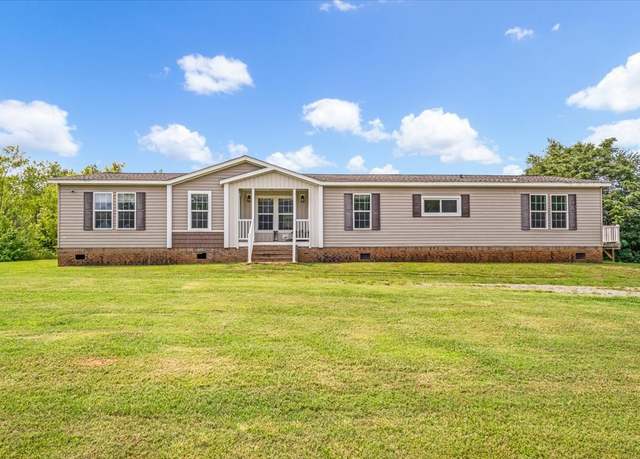 Property at 143 Old Camargo Rd, Fayetteville, TN 37334, 3 beds, 3 baths