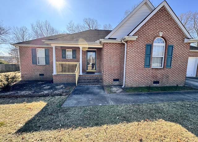 Property at 151 Highland Trl, Estill Springs, TN 37330, 3 beds, 2 baths