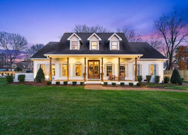 Property at 3510 Richards St, Nashville, TN 37215, 5 beds, 4.5 baths