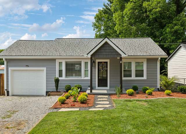 Property at 807 Brown St, Columbia, TN 38401, 2 beds, 1 bath