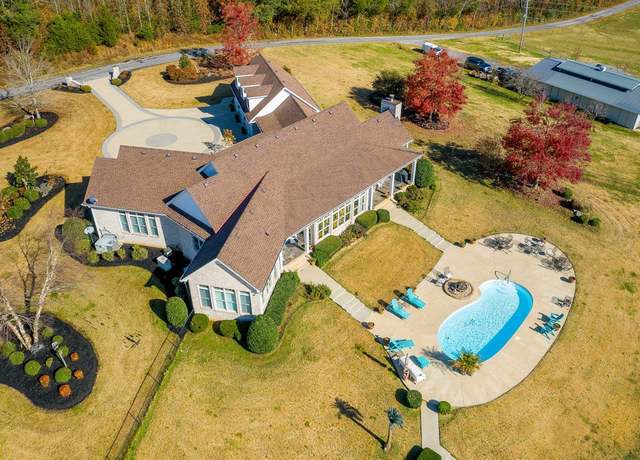 Property at 132 Old Lane Rd, Shelbyville, TN 37160, 3 beds, 2.5 baths