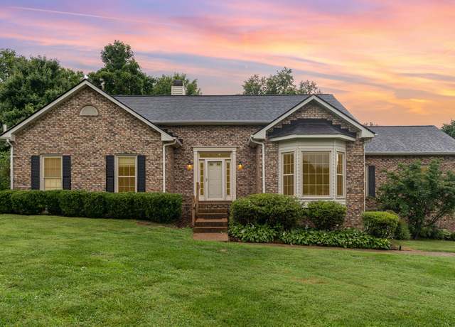 Property at 1401 Dodson Ct, Franklin, TN 37064, 3 beds, 2.5 baths