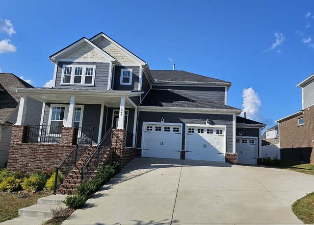 Property at 1005 Pebble Run Rd, Hendersonville, TN 37075, 4 beds, 3 baths