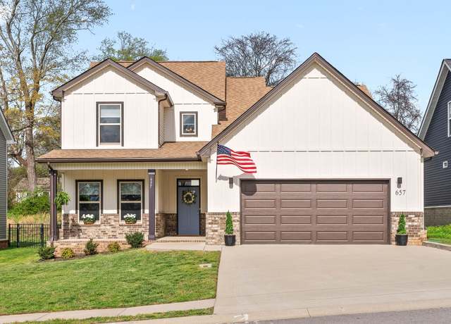 Property at 657 Battery Ct, Clarksville, TN 37042, 4 beds, 3 baths