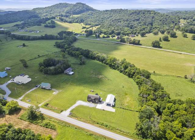 Property at 440 Honeysuckle Lane Rd, Bethpage, TN 37022, 3 beds, 2 baths