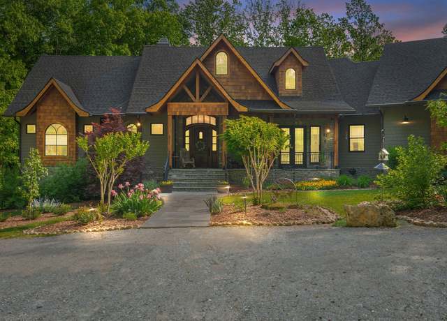 Property at 5621 Parker Branch Trl, Franklin, TN 37064, 4 beds, 3.5 baths