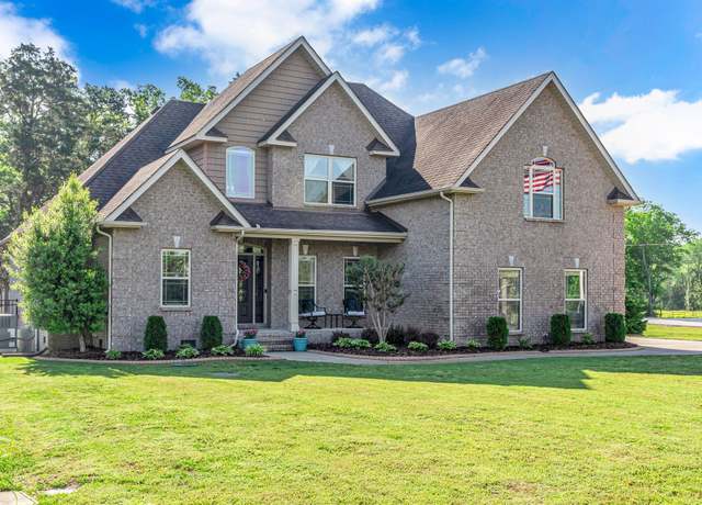 Property at 1002 Loblolly Dr, Murfreesboro, TN 37128, 3 beds, 2.5 baths