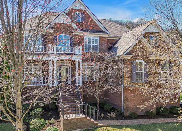 Property at 3005 Coral Bell Ln, Franklin, TN 37067, 5 beds, 4 baths