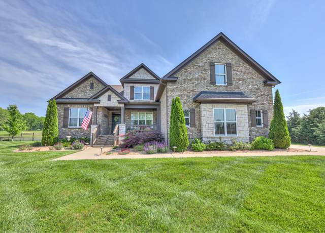 Property at 1021 Hideaway Rd, Columbia, TN 38401, 3 beds, 3 baths