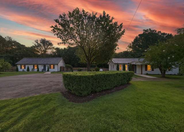 Property at 1690 Old Florence Rd, Lawrenceburg, TN 38464, 3 beds, 1 bath
