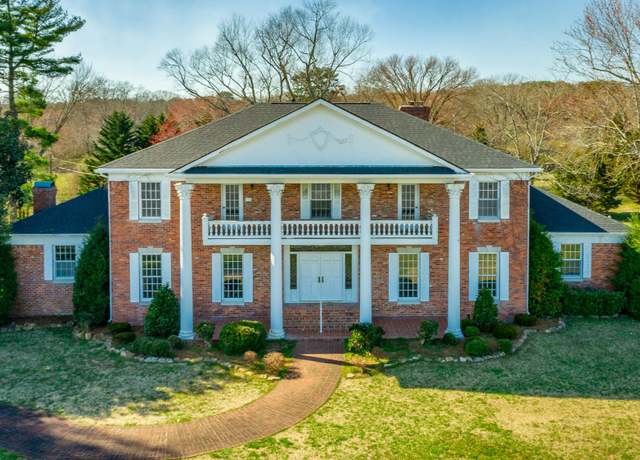 Property at 2500 E Brow Rd, Signal Mountain, TN 37377, 5 beds, 6 baths