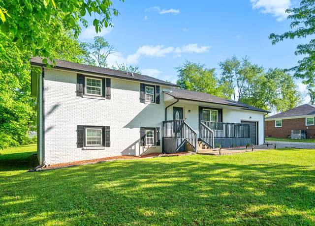 Property at 105 Airport Rd, Clarksville, TN 37042, 4 beds, 2 baths