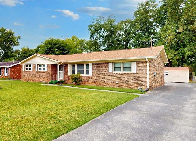 Property at 914 Kay St, Murfreesboro, TN 37130, 3 beds, 2 baths