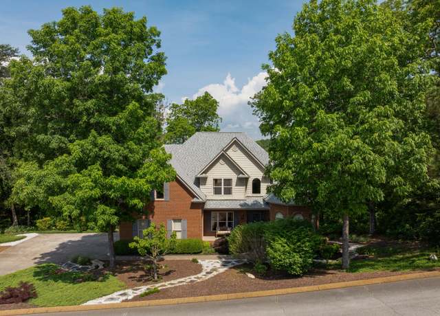 Property at 7237 River Run Dr, Chattanooga, TN 37416, 2 beds, 3.5 baths