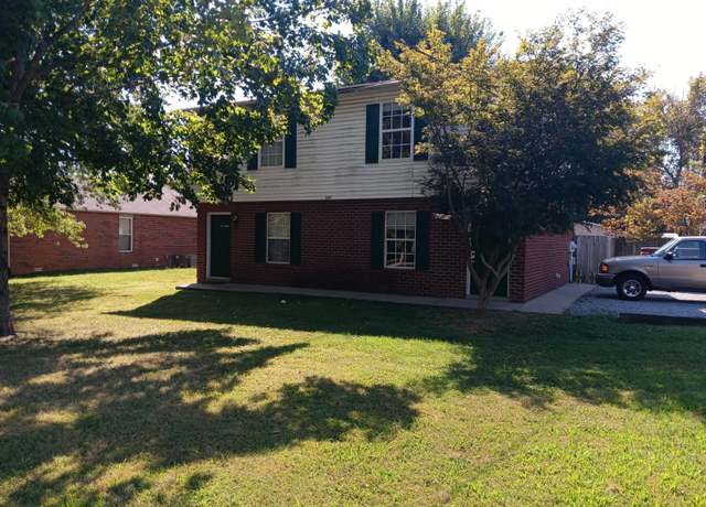 Property at 707 S Russel St, Portland, TN 37148, 4 beds, 3 baths