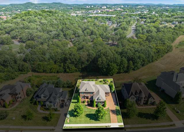 Property at 1620 Valle Verde Dr, Brentwood, TN 37027, 5 beds, 5 baths