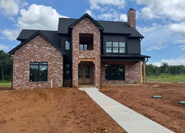 Property at 7209 Denton Dr, Christiana, TN 37037, 4 beds, 3.5 baths