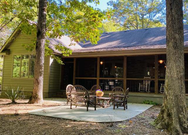 Property at 2271 Timberwood Trce, Monteagle, TN 37356, 4 beds, 2.5 baths
