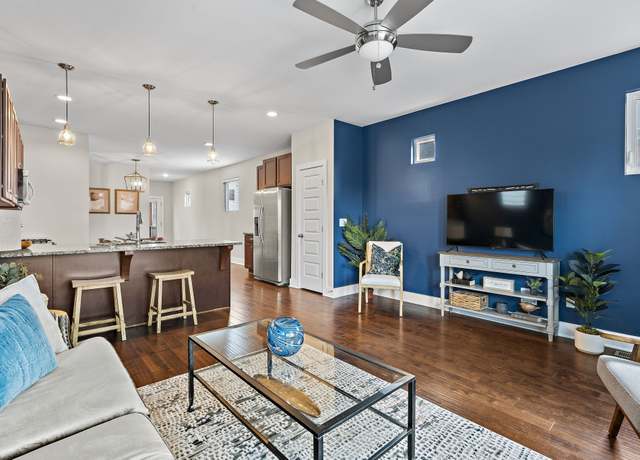 Property at 1727B 3rd Ave N, Nashville, TN 37208, 3 beds, 2.5 baths
