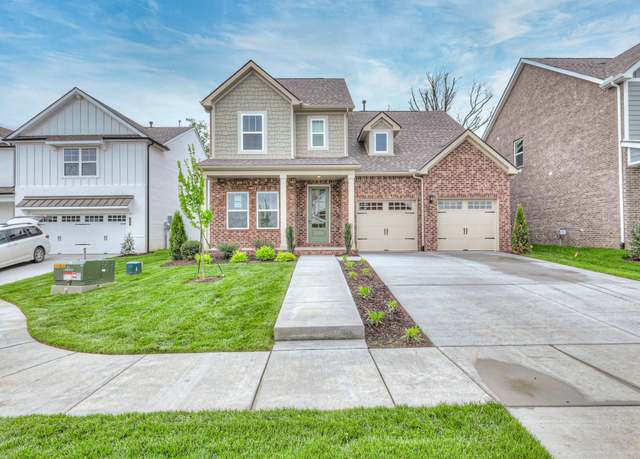 Property at 440 Triple Crown Cir, Gallatin, TN 37066, 5 beds, 4 baths