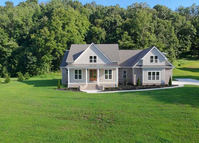 Property at 991 Scenic Dr, Pulaski, TN 38478, 4 beds, 3.5 baths