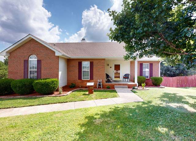 Property at 1922 Berkshire Dr, Clarksville, TN 37042, 3 beds, 2 baths