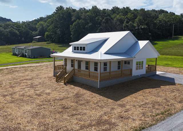 Property at 82 Beech Hill Ln, Hartsville, TN 37074, 3 beds, 2 baths
