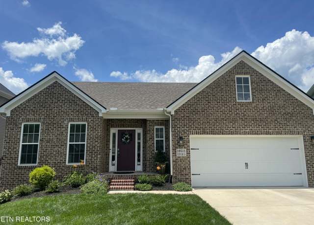 Property at 10511 Club Car Ln, Knoxville, TN 37932, 3 beds, 2.5 baths