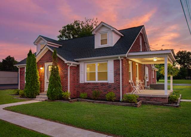 Property at 1200 Mill St, Pulaski, TN 38478, 3 beds, 1.5 baths