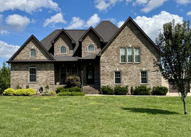 Property at 651 Bradford Dr, Gallatin, TN 37066, 3 beds, 3 baths