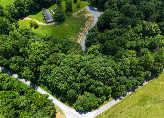 Property at 1360 Shrum Cemetery Rd, Westmoreland, TN 37186