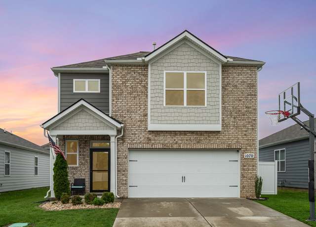 Property at 1070 Pepper Stone Dr, Lebanon, TN 37087, 3 beds, 2.5 baths