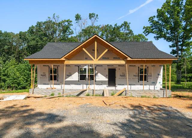 Property at 6591 Oak Springs Rd, Nunnelly, TN 37137, 3 beds, 2 baths